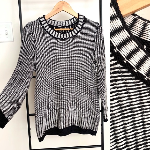 H&M Oversized Sweater - Picture 2 of 11